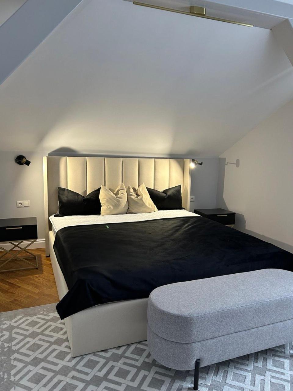 צ'רנוביץ Seveneleven Apartments מראה חיצוני תמונה